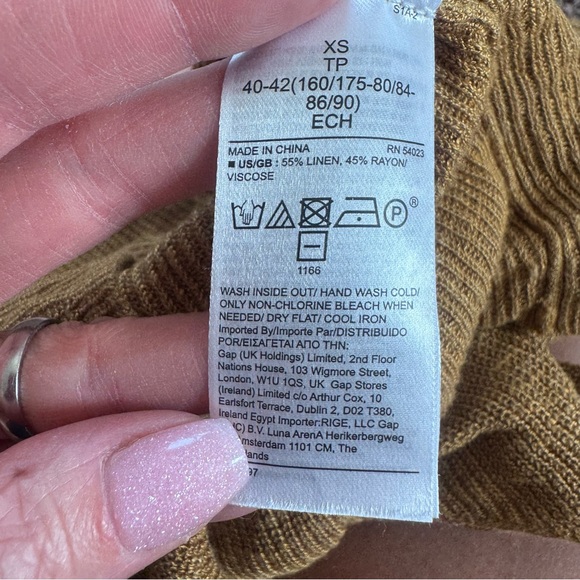 Banana Republic Linen Blend Sweater Knit Tank Top LOT OF 2 Tan Black XS - Picture 9 of 11